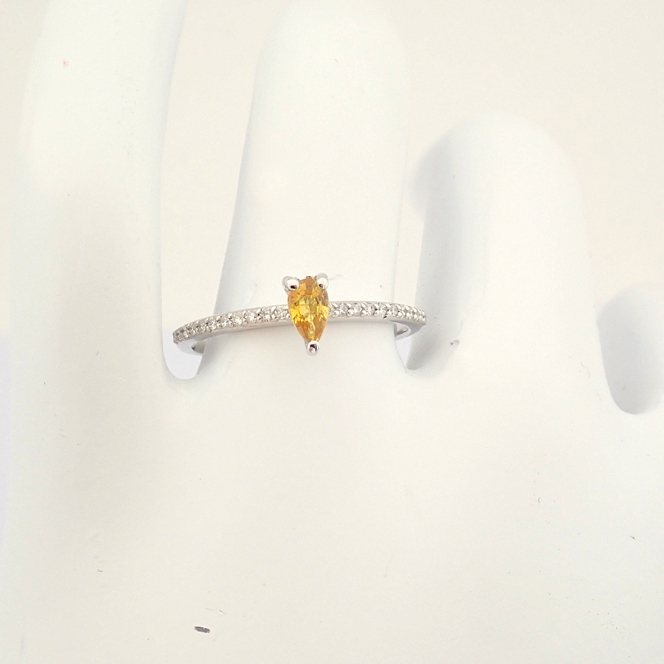 IDL Certificated 14K White Gold Diamond & Citrin Ring (Total 0.45 ct Stone) - Image 6 of 11