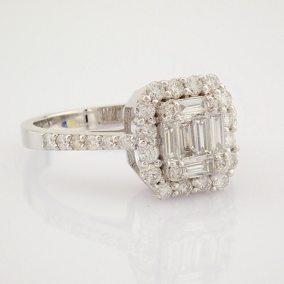 IDL Certificated 14K White Gold Baguette Diamond & Diamond Ring (Total 1.01 ct Stone) - Image 5 of 7