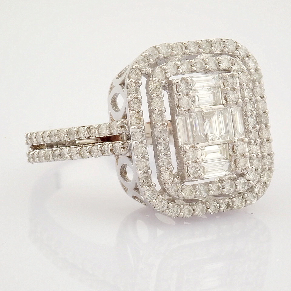 IDL Certificated 14K White Gold Diamond Ring (Total 0.64 ct Stone) - Image 6 of 8