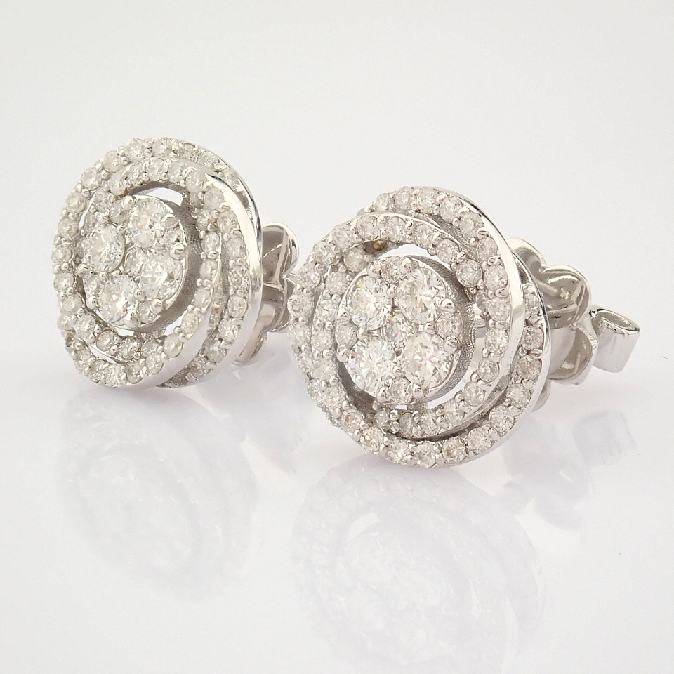 IDL Certificated 14k White Gold Diamond Earring (Total 0.64 ct Stone) - Image 6 of 8