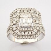 IDL Certificated 14K White Gold Baguette Diamond & Diamond Ring (Total 1.6 ct Stone)