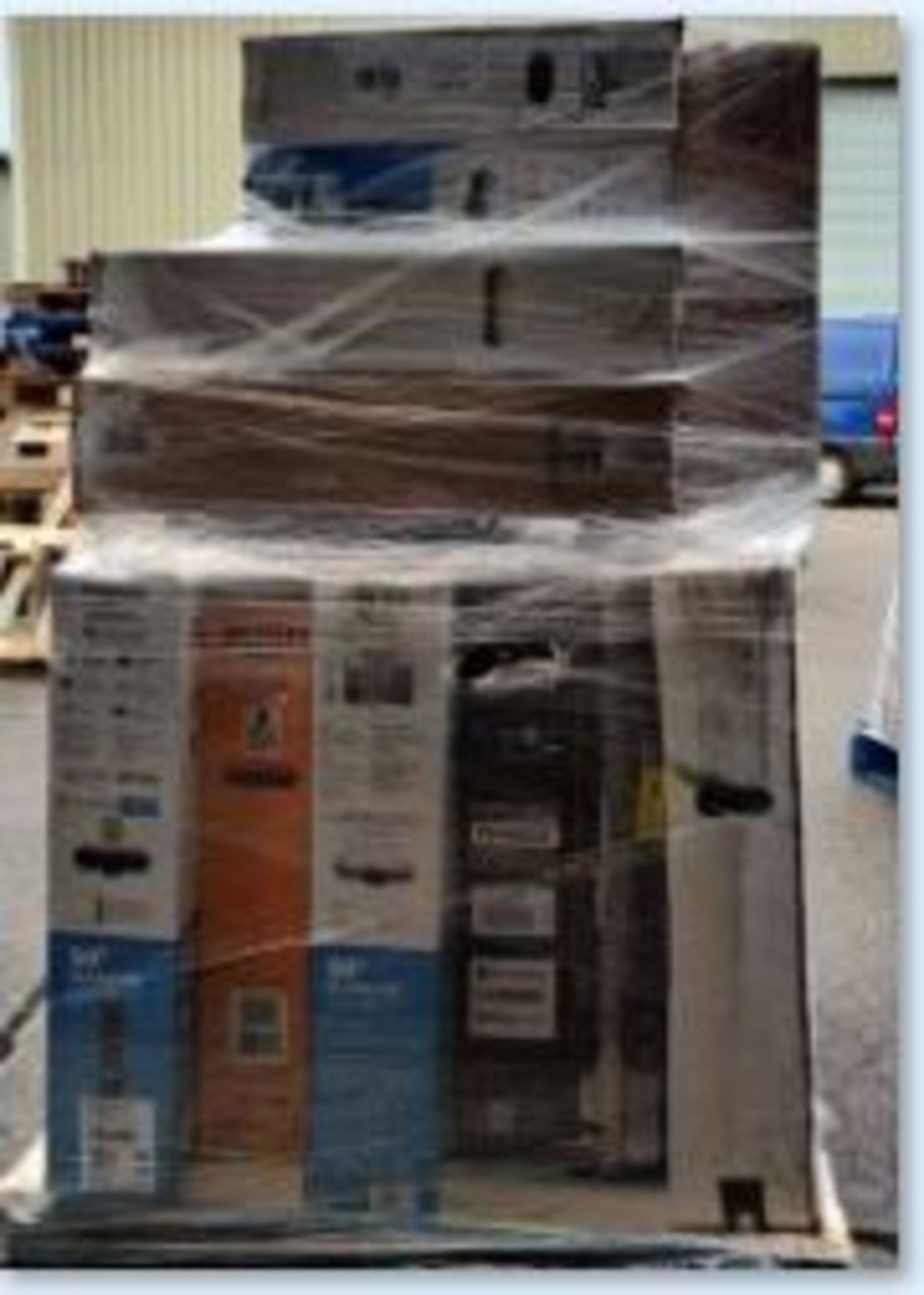 Approximately 12 Mixed Raw Customer Returns TVs To Include Polaroid 43”Full HD. 2 x Polaroid 50” 4K - Image 5 of 5