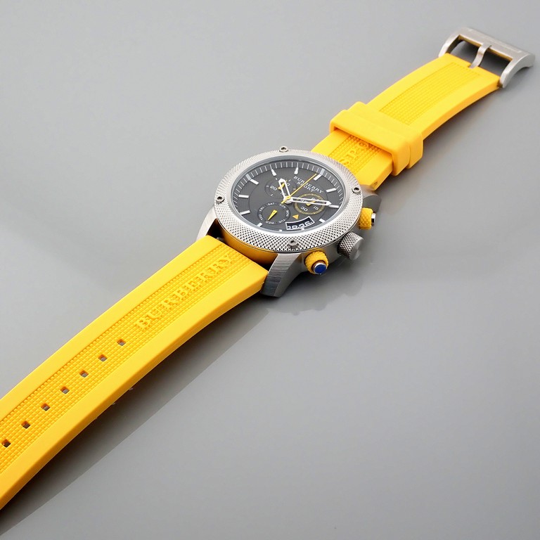 Burberry / Sport - Gentlmen's Steel Wrist Watch - Image 2 of 8