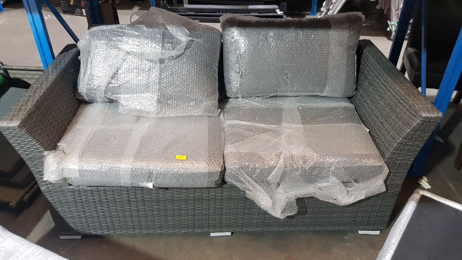 (10D) 4x Matara Garden Furniture Items. 1x 2 Seater Sofa With 4x Cushions (Sofa Has 2x Storage Area - Image 2 of 7