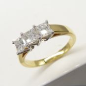 An attractive 3-stone princess-cut 1.00 carat Diamond ring in 18ct yellow Gold