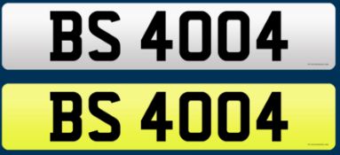 BS 4004 - Cherished Plate On Retention