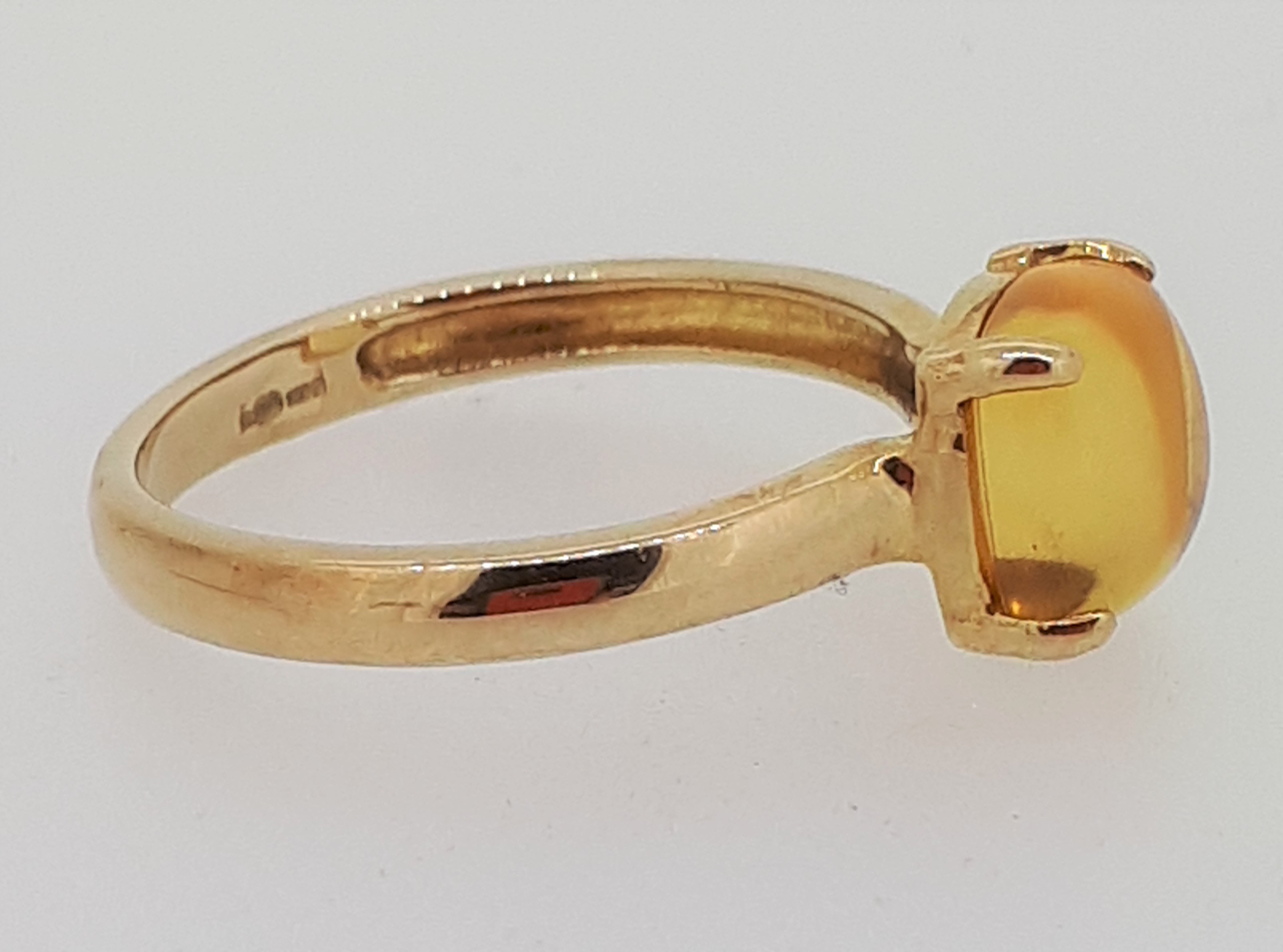 9ct (375) Yellow Gold Citrine Cabochon Four Claw Ring - Image 2 of 5