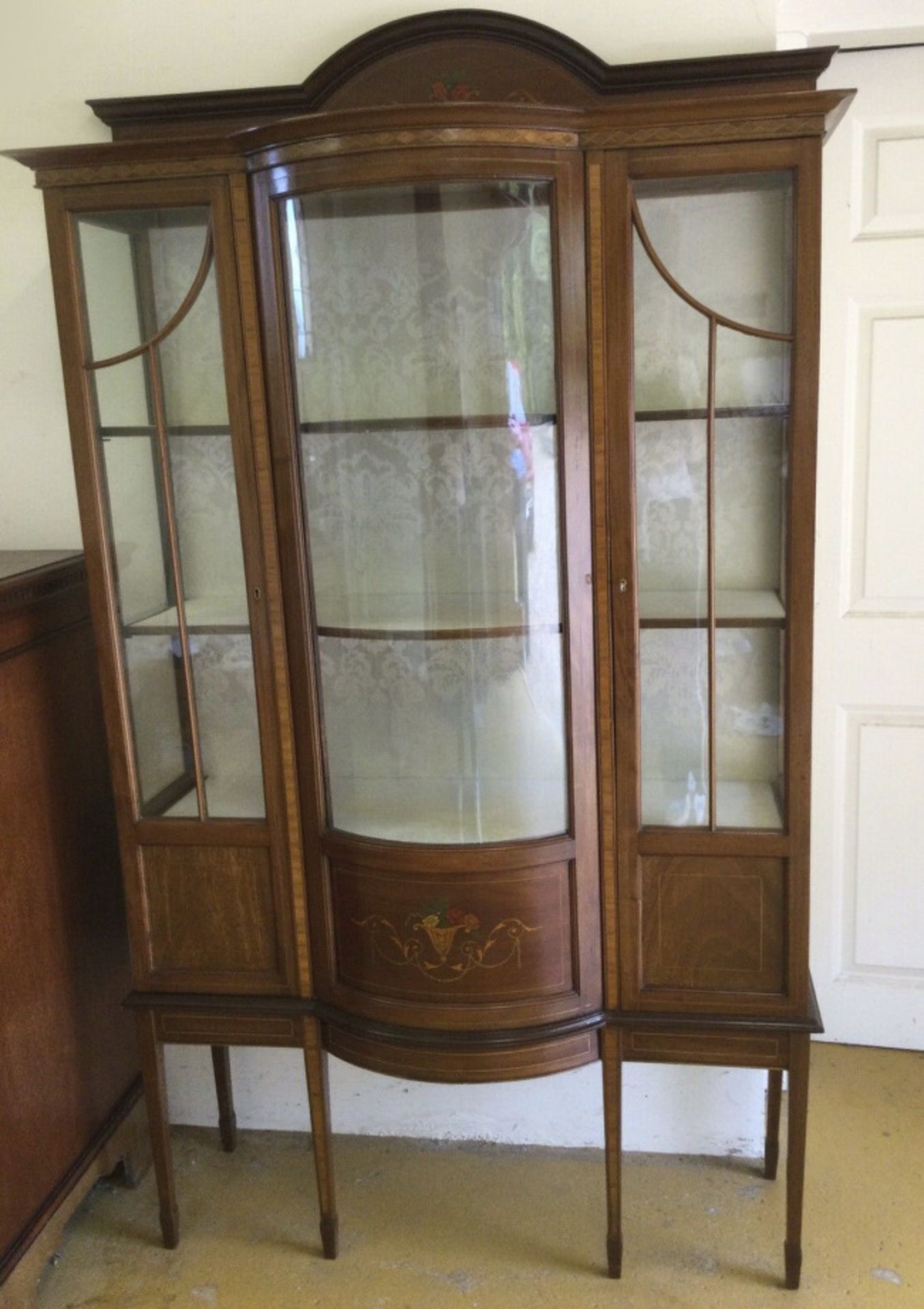 Late Victorian Glazed Mahogany Inlaid Bow Fronted Display Cabinet - Image 9 of 9