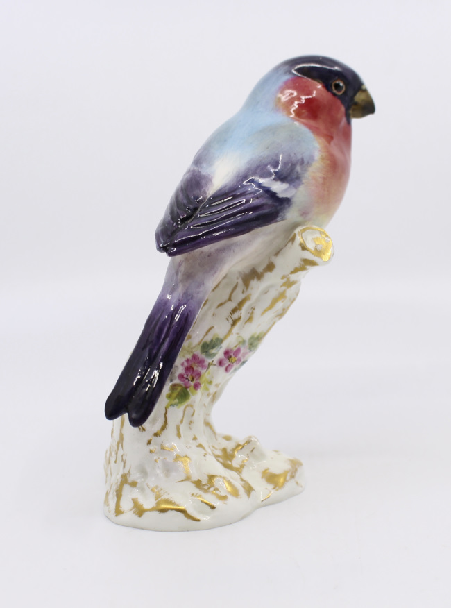 Royal Worcester Bird Bullfinch 2662 - Image 2 of 6