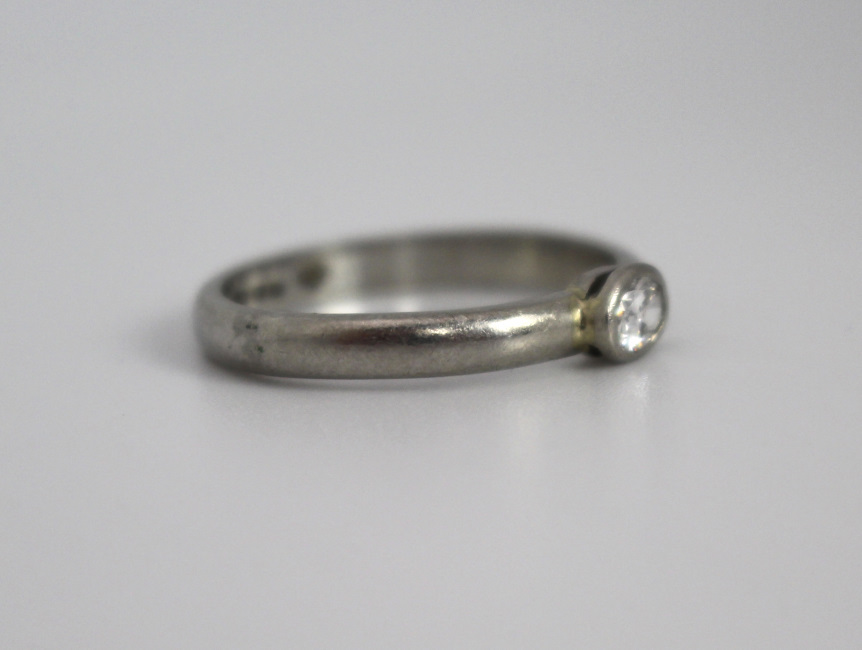 Oval Diamond Single Stone Ring 0.20 Carat - Image 3 of 6