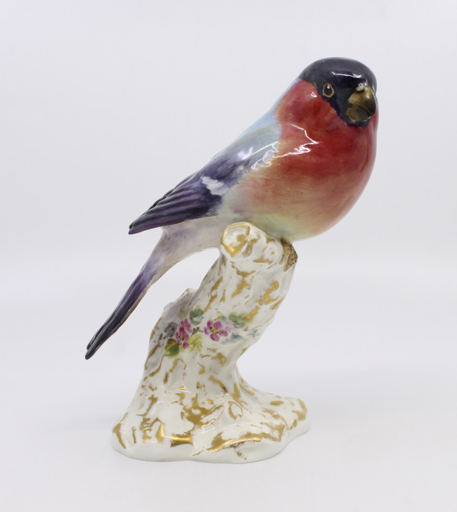 Royal Worcester Bird Bullfinch 2662