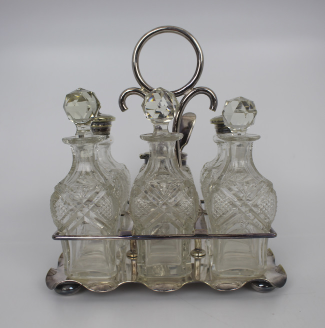 Fine Edwardian Silver Plated Crystal Cruet Set - Image 5 of 6