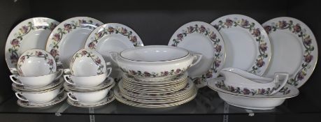 Royal Worcester Tulip Pattern 6 Place Dinner Service