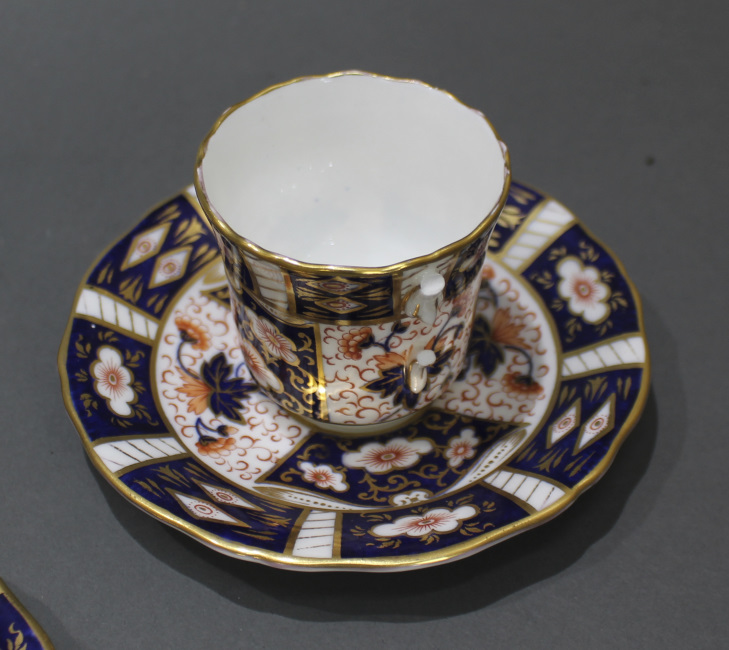 9 Coalport Imari Pattern Tea Cups & Saucers Plus Extras c.1890 - Image 3 of 4
