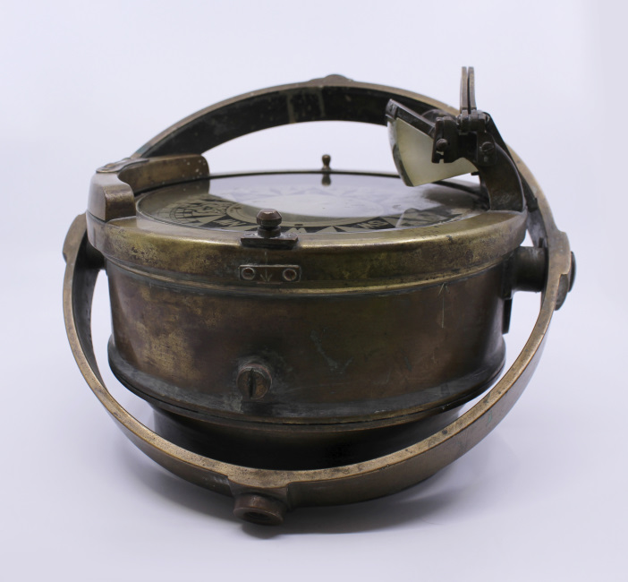 Early 20th c. Bronze Gimballed Compass by F.Smith & Sons - Image 7 of 11