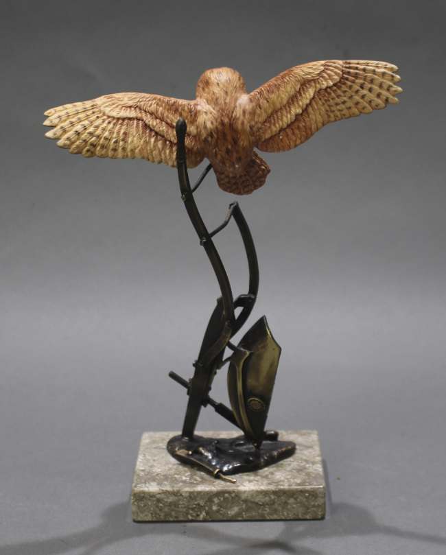 David Fryer Studios Porcelain & Bronze Owl - Image 3 of 6