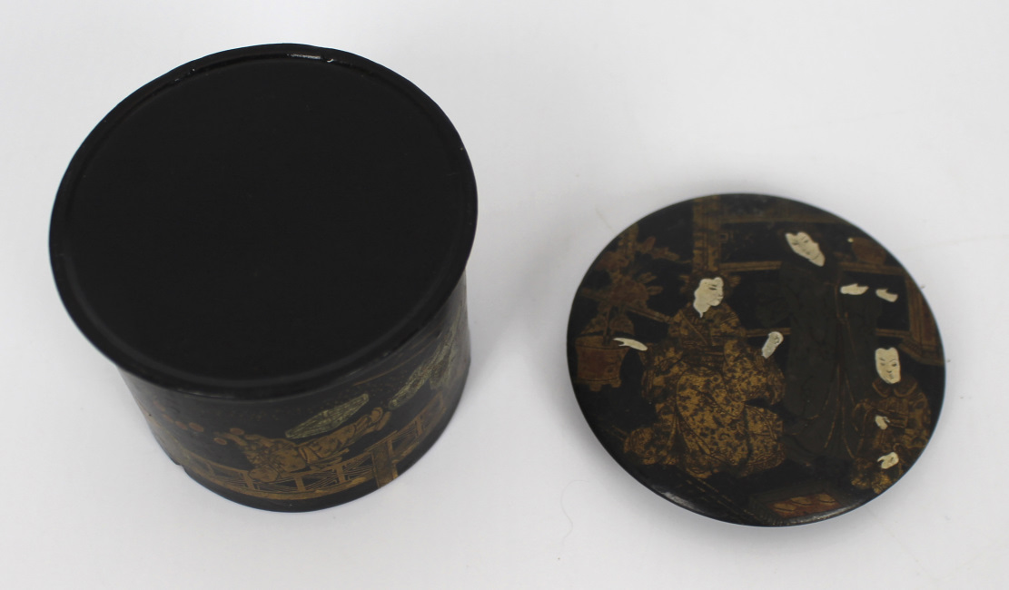 19th c. Chinese Lacquered Box - Image 6 of 6