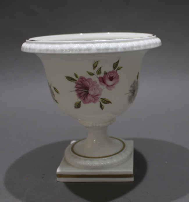 Royal Worcester Marissa Vase - Image 2 of 4