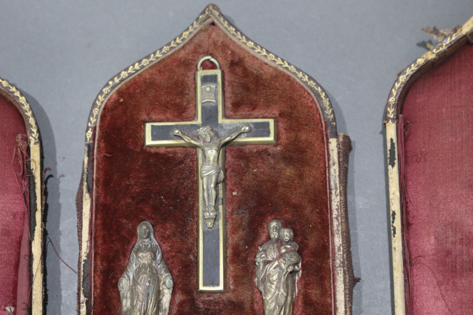 Antique Cased Crucifix Set - Image 2 of 12