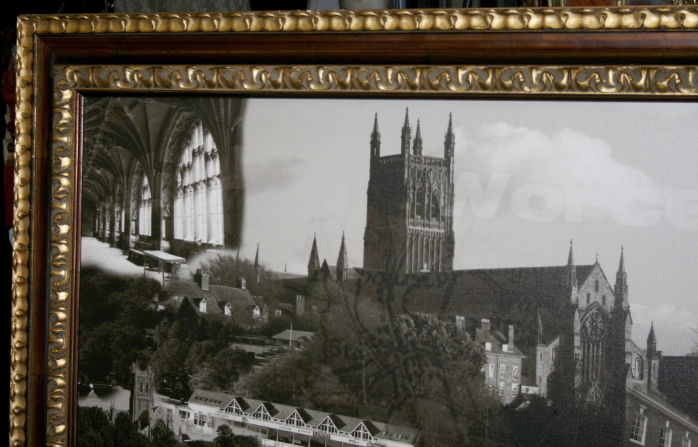 City of Worcester Montage Set in Gilt Frame - Image 2 of 3