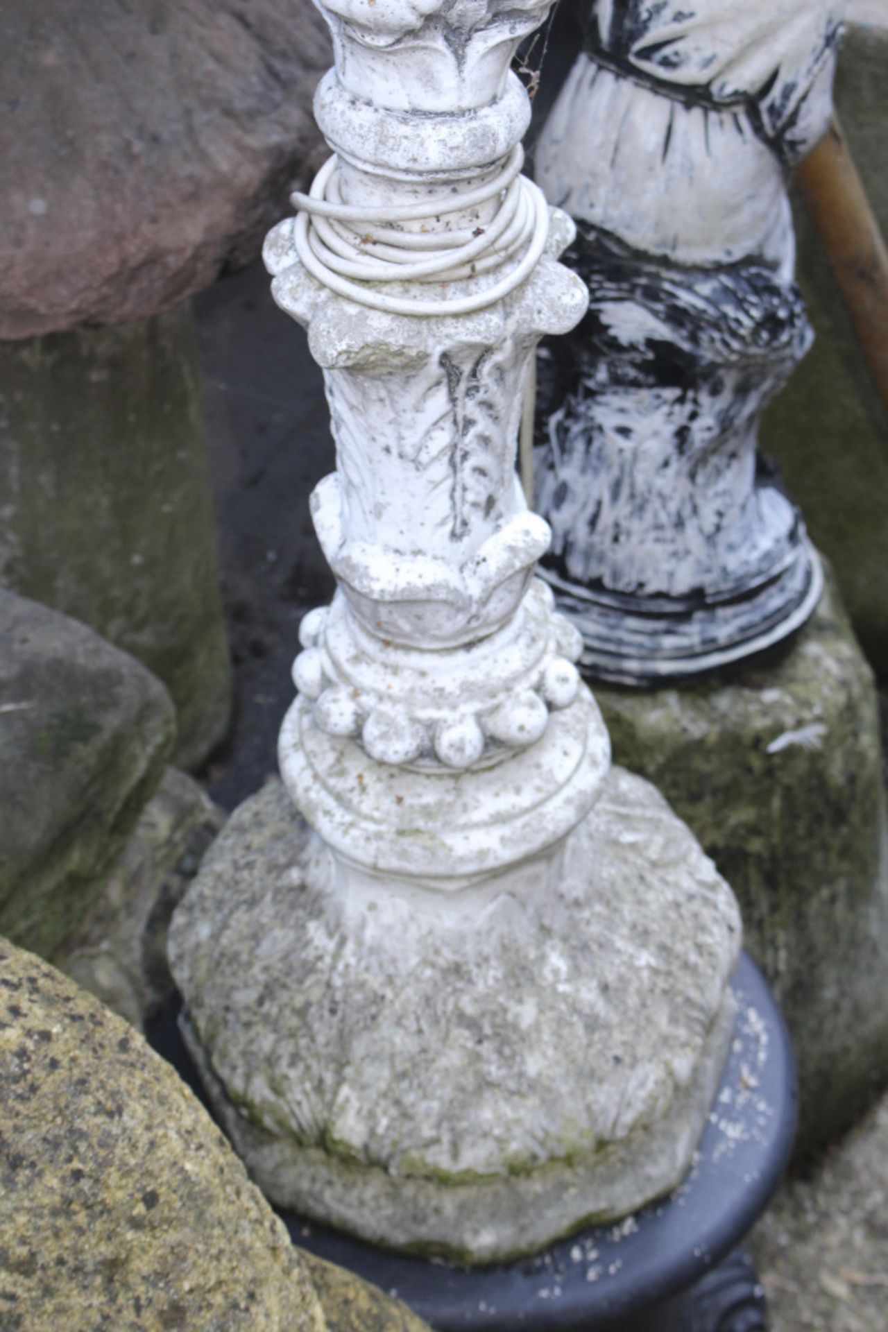 Stone Effect Street Lamp - Image 4 of 4