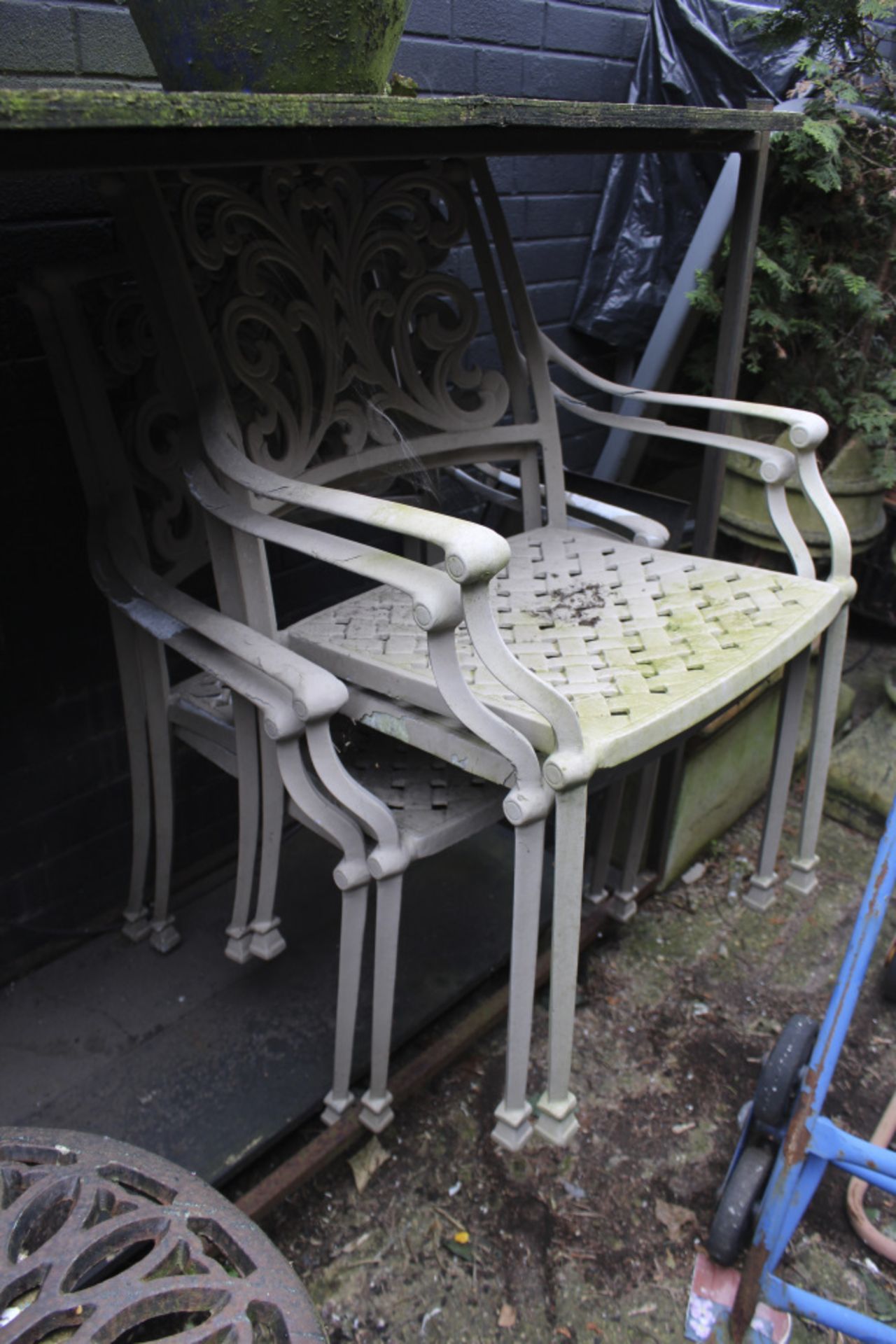 Set of 4 Metal Garden Chairs - Image 2 of 2