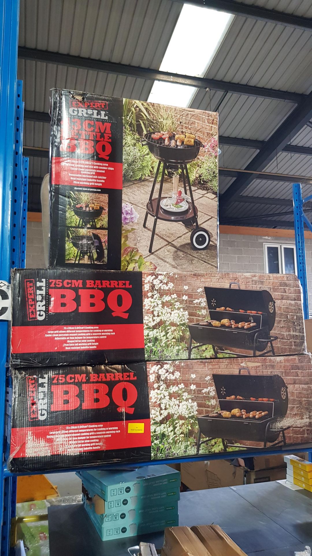 (8C) 3x Expert Grill Items. 2x 75cm Barrell BBQ. 1x 43cm Kettle BBQ. - Image 3 of 3