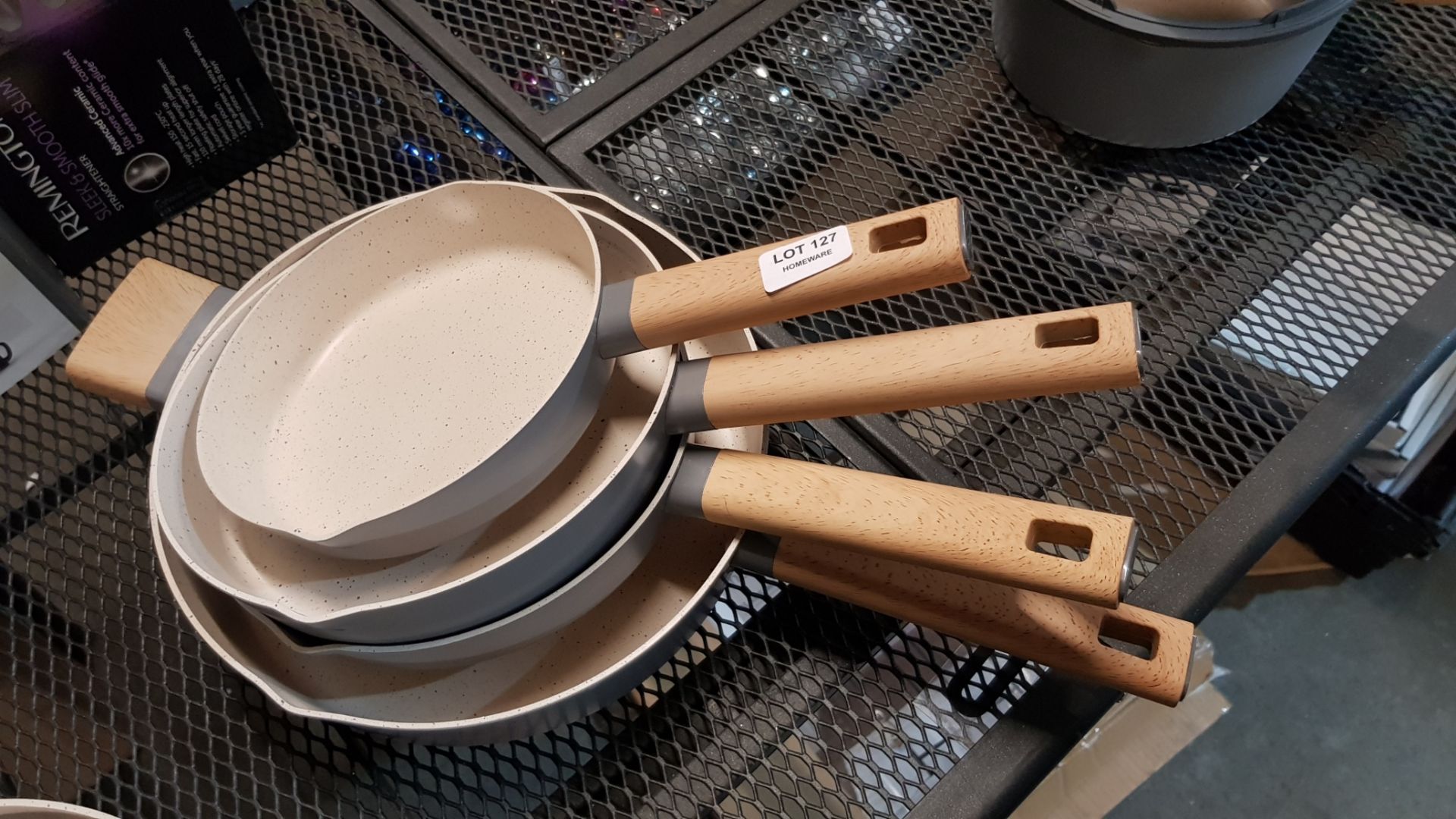 (15) 1x GH Grey Simplicity 4 Piece Frying Pan Set. - Image 2 of 3