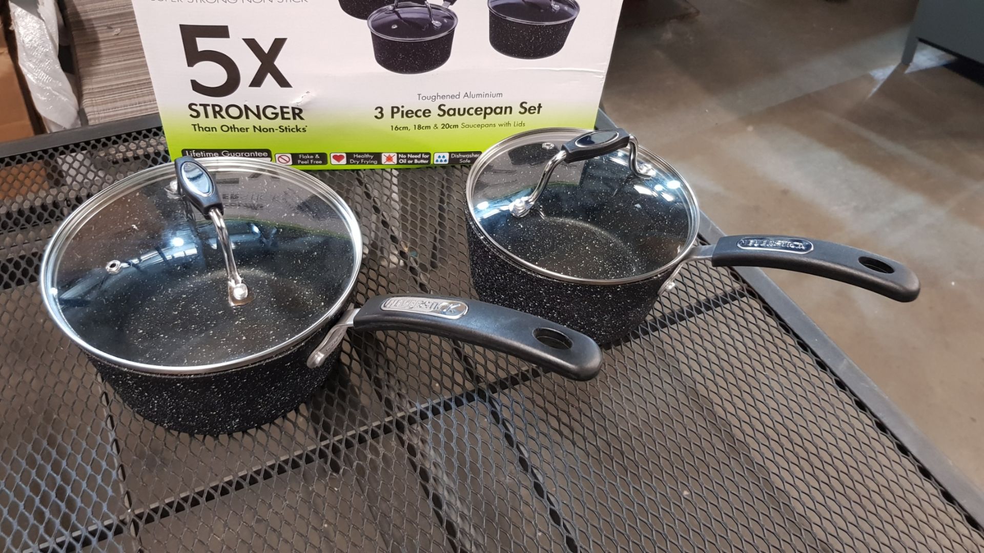 1x Scoville Neverstick 3 Piece Saucepan Set RRP £40. (Contents Appear As New, But 1x Large Saucepan - Image 3 of 6