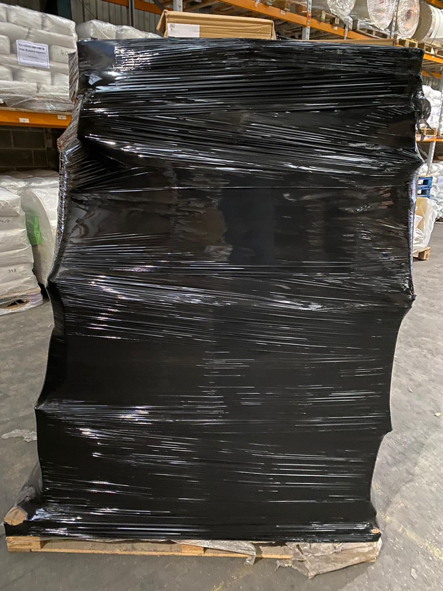 Pallet of 780 x A4 2 Ring25mm Binders Assorted Colours - Image 3 of 4