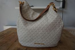 Michael Kors Lille Large Chain Shoulder Tote Vanilla/Acorn