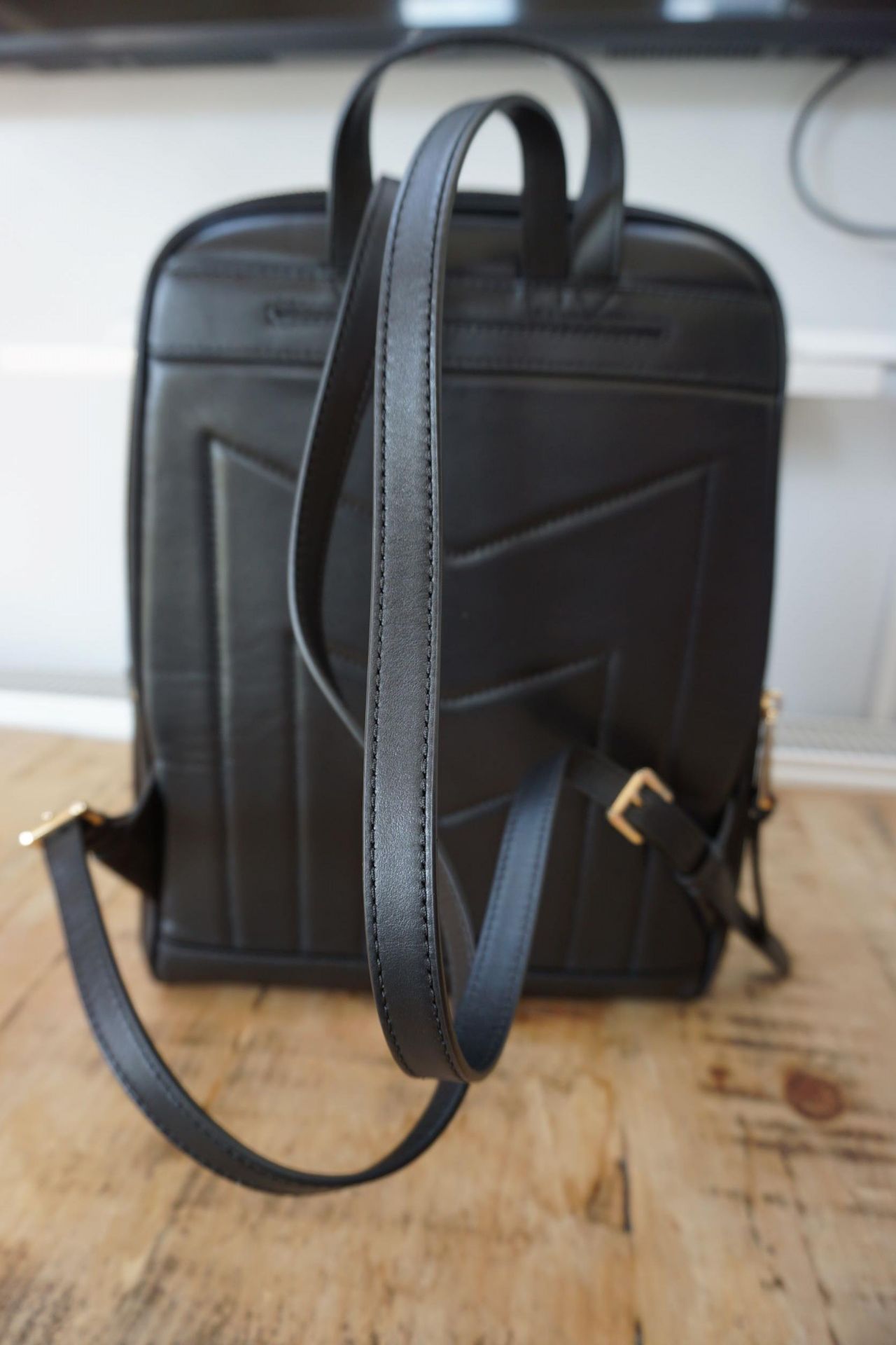 Michael Kors Toby Medium Backpack Black - Image 2 of 2