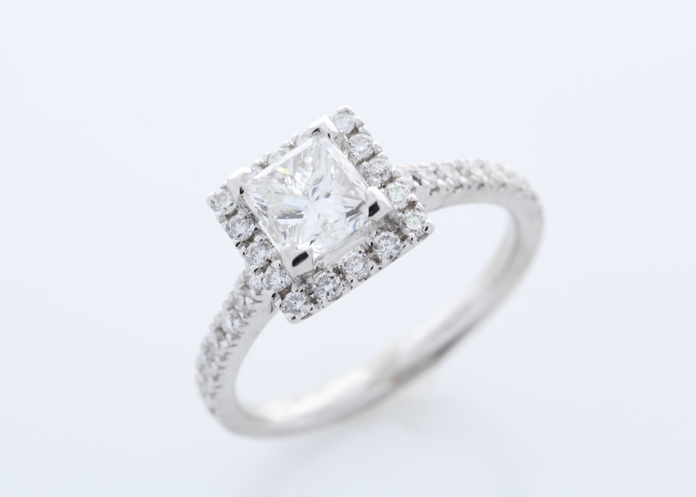 18ct White Gold Halo Set Princess Cut Diamond Ring 1.36 Carats - Image 5 of 6