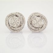 IDL Certificated 14k White Gold Diamond Earring (Total 0.64 ct Stone)
