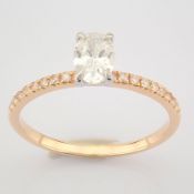IDL Certificated 14K White and Rose Gold Diamond Ring (Total 0.5 ct Stone)