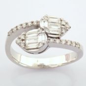 IDL Certificated 14K White Gold Baguette Diamond & Diamond Ring (Total 0.34 ct Stone)