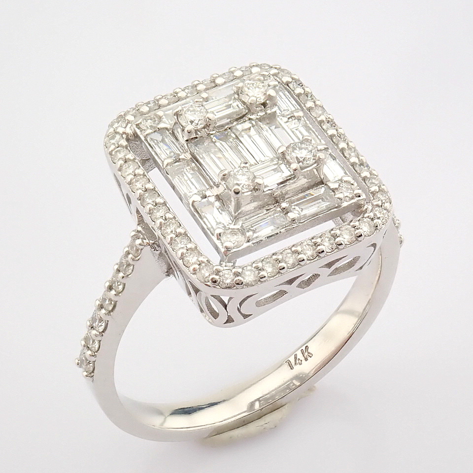 IDL Certificated 14K White Gold Baguette Diamond & Diamond Ring (Total 0.89 ct Stone) - Image 7 of 8