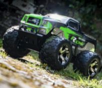 (P9) 7x Red5 RC Racing Truck 1:10 Scale Green RRP £70 Each. (Units Have Return To Manufacturer Stic