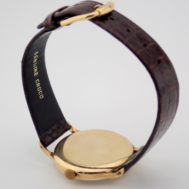 Tissot / Antimagnetique Classic 14K - Gentlemen's Yellow gold Wrist Watch - Image 7 of 12