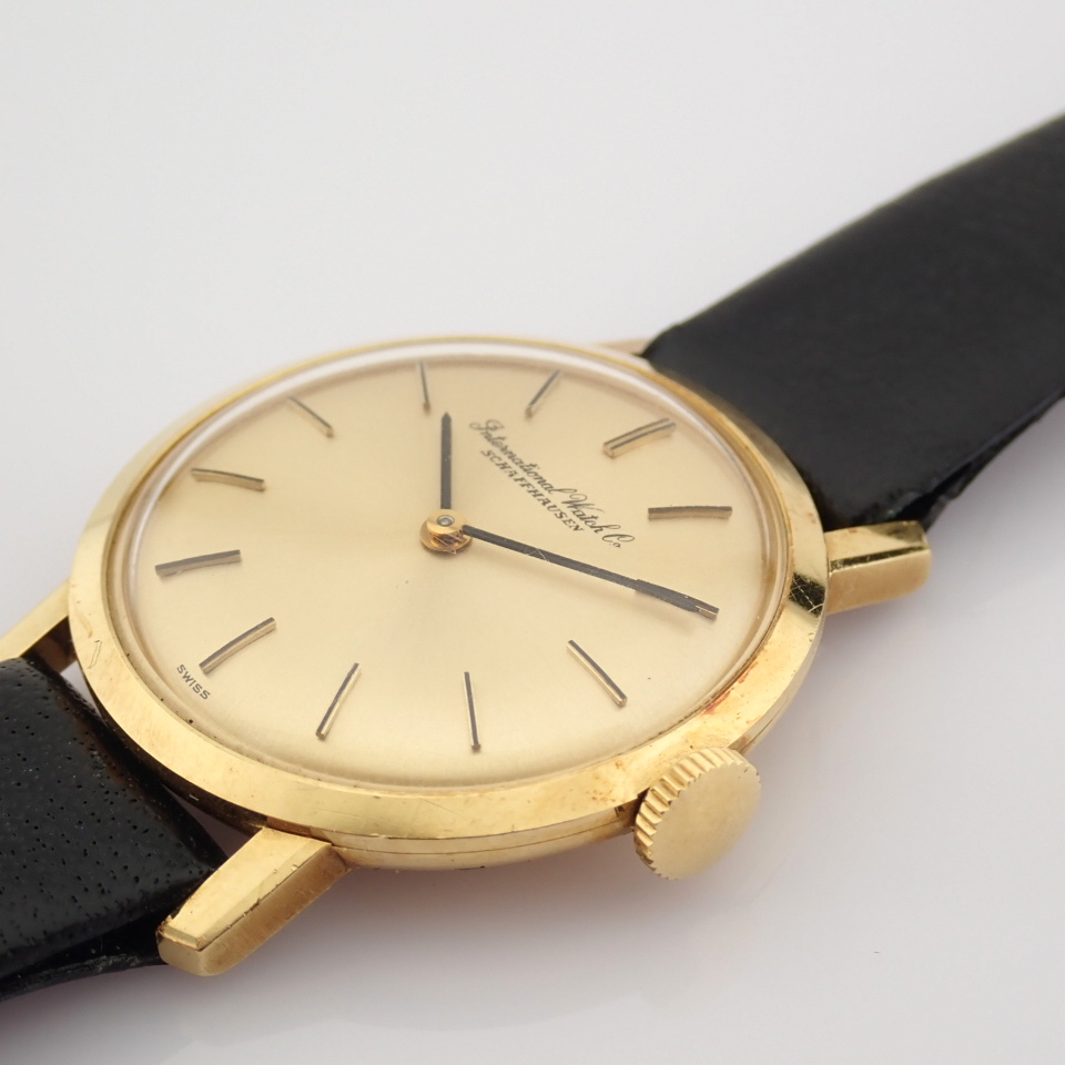 IWC / Schaffhausen 18K - Lady's Yellow gold Wrist Watch - Image 10 of 12