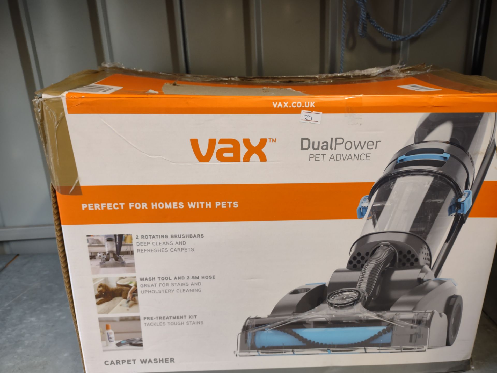 Vax Dual power pet advance carpet washer vacuum. RRP £150. Grade U.