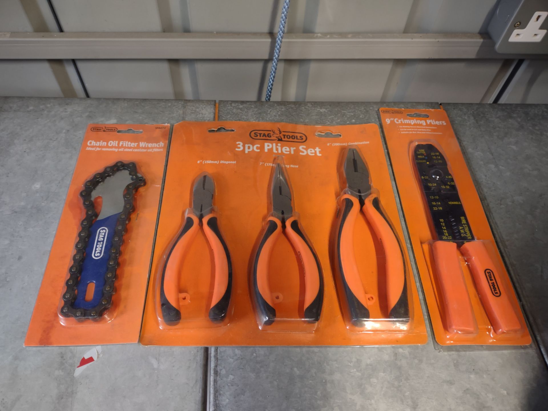 Stag Tools chain oil filter set, 9" crimping pliers, 3 piece plier set. RRP £30. Grade A.