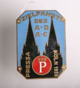 ADAC-Autoplakette "Zielfahrt des ADAC, Pressa / Köln 1928", Bronze/Emaille, ca. 8,5 x 6 cm.