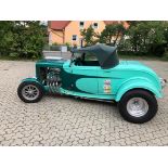 Mitecki Hot Rod (Nachbau Ford 1932 Convertible), Fahrgestell: geboxter Rahmen, handgefertigte