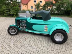 Mitecki Hot Rod (Nachbau Ford 1932 Convertible), Fahrgestell: geboxter Rahmen, handgefertigte