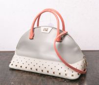 Orig. Handtasche von Roberto Cavalli, Leder, Mod. "Cavalli Class" in Beige u. Rosa, 1 Hauptfach,