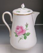 Kaffeekanne (Meissen, blaue Schwertermarke, 20. Jh.), Dekor "Rote Rose", m. Goldrand u.