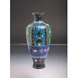 Cloisonné-Vase (Japan, Meiji-Zeit),