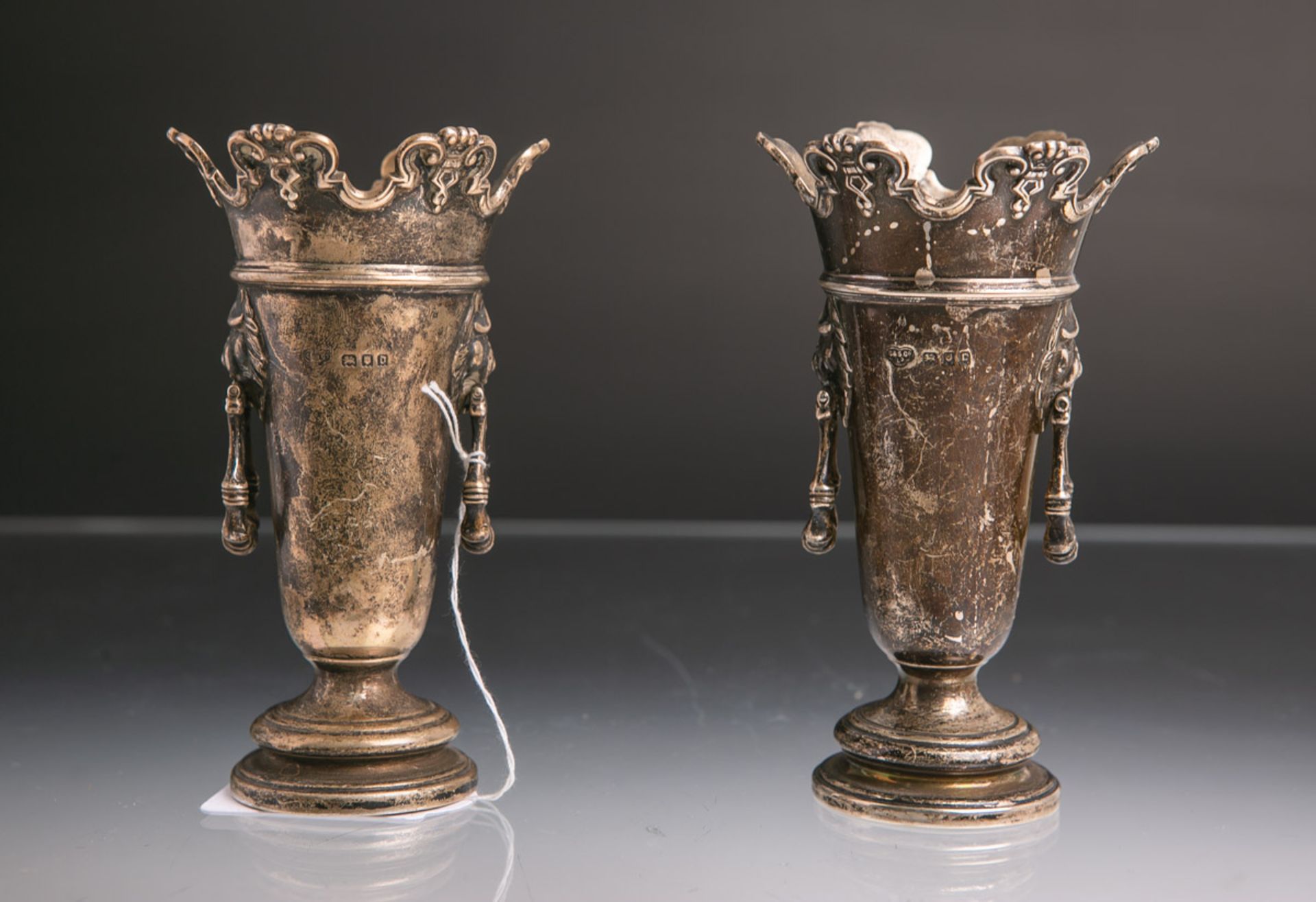 2 kl. Vasen aus Silber (London,