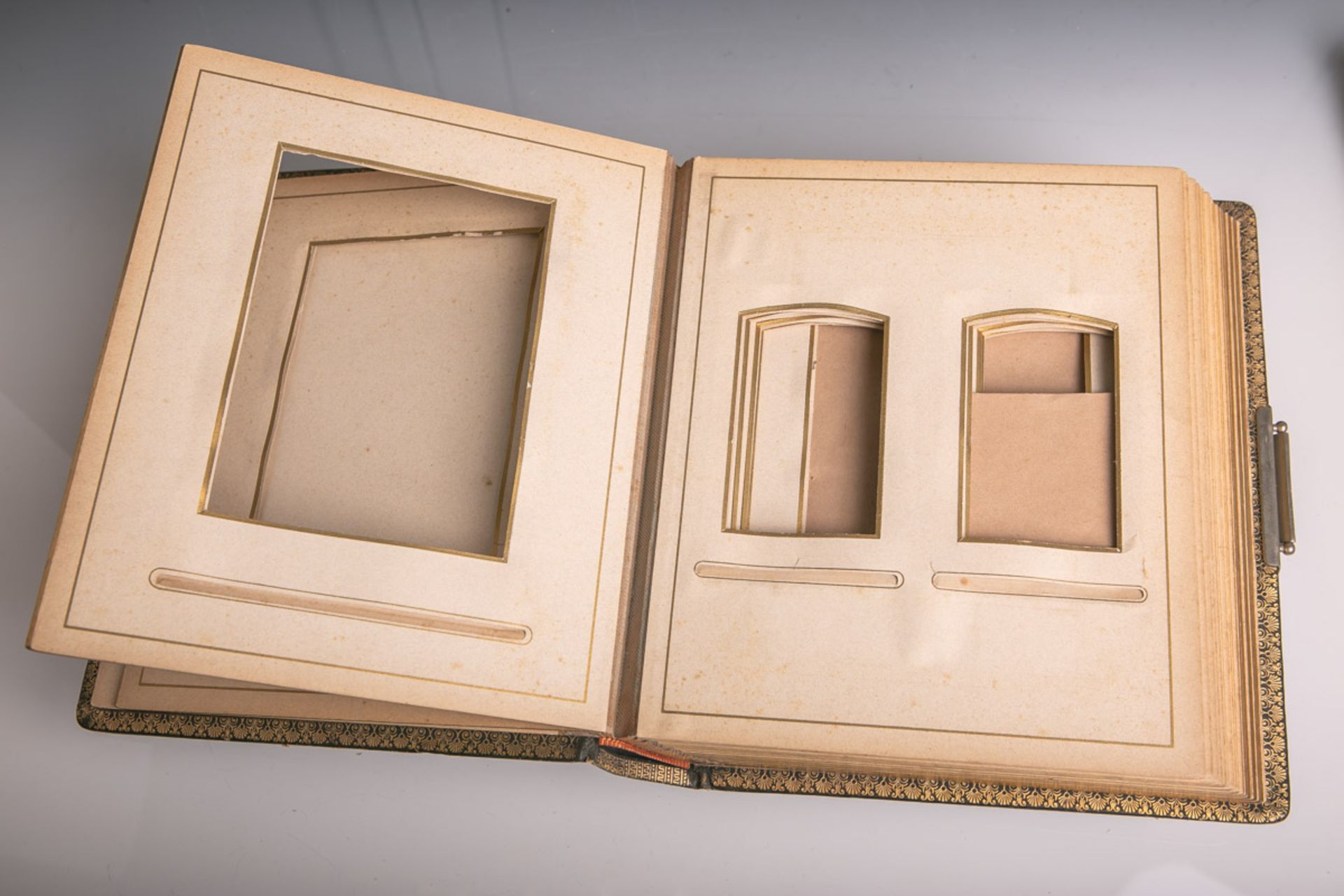 Fotoalbum (wohl um 1900), - Image 2 of 2